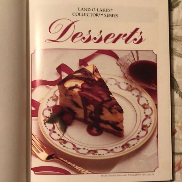 Vintage Treasure LandOLakes Desserts Cookbook - Picture 3 of 15